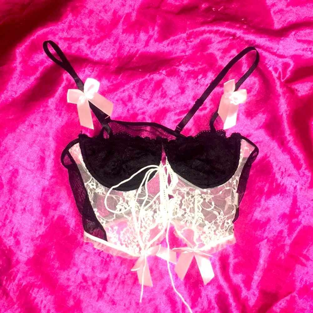 Pink Bustier 💕 🎀